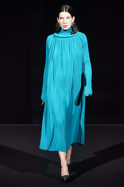 Look 54